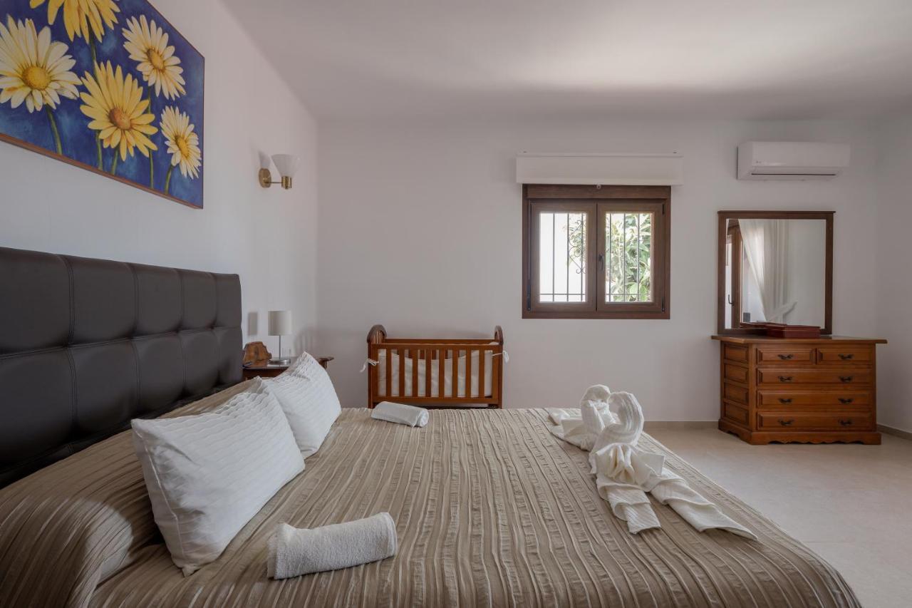 Nerja Capistrano Villa Esterno foto